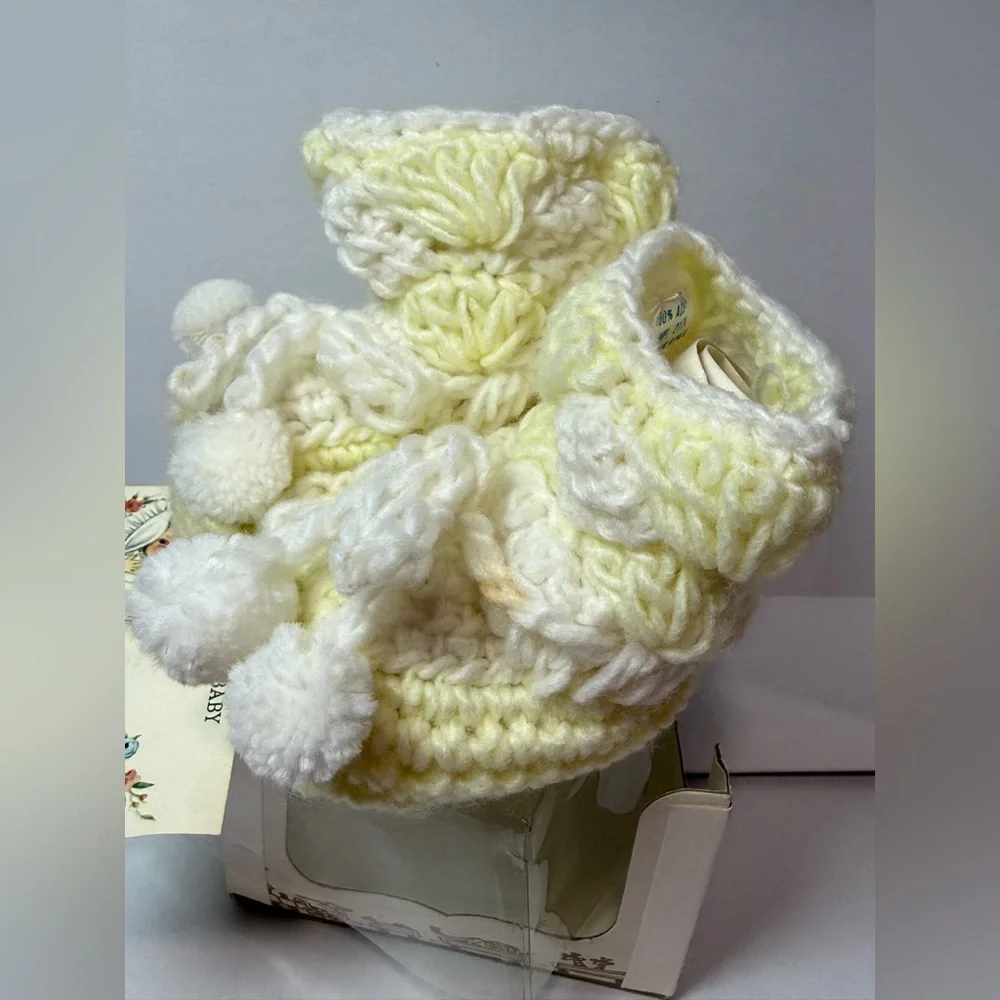 Vintage Baby Booties Yellow Crochet Campbell’s Clothes N Things NEW NOS